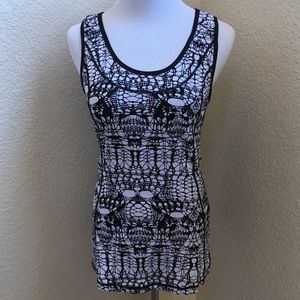 Lululemon athletica Black white ruched tank